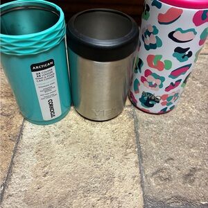Set of 3 can coolers Yeti Corkcicle Swig NWOT